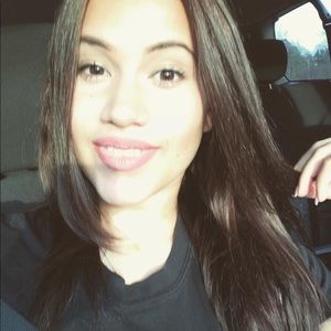 Meet your Posher, Natacha